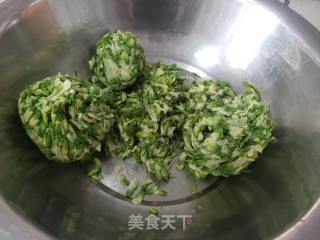 槐花馅饺子的做法步骤：5