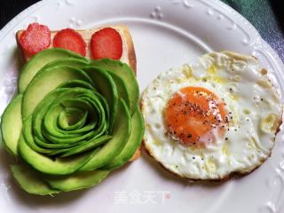 让花朵盛开在餐桌上—-牛油果花教程的做法步骤：7