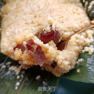 “粽子”大黄米蜜枣粽