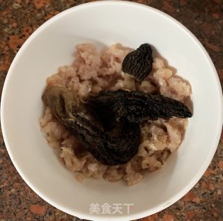 家常瘦肉羊肚菌汤的做法步骤：5