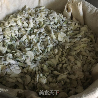 粉蒸槐花麦饭的做法步骤：4