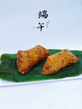 鲜肉蛋黄粽子